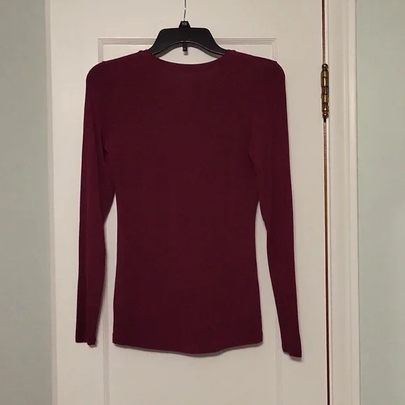 Cuddl Duds long sleeve top, maroon color - Picture 3 of 4